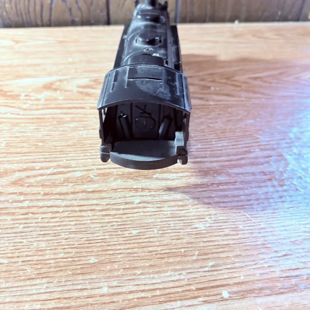 Lionel 8040 Seam Locomotive Train Engine Untested Black Metal